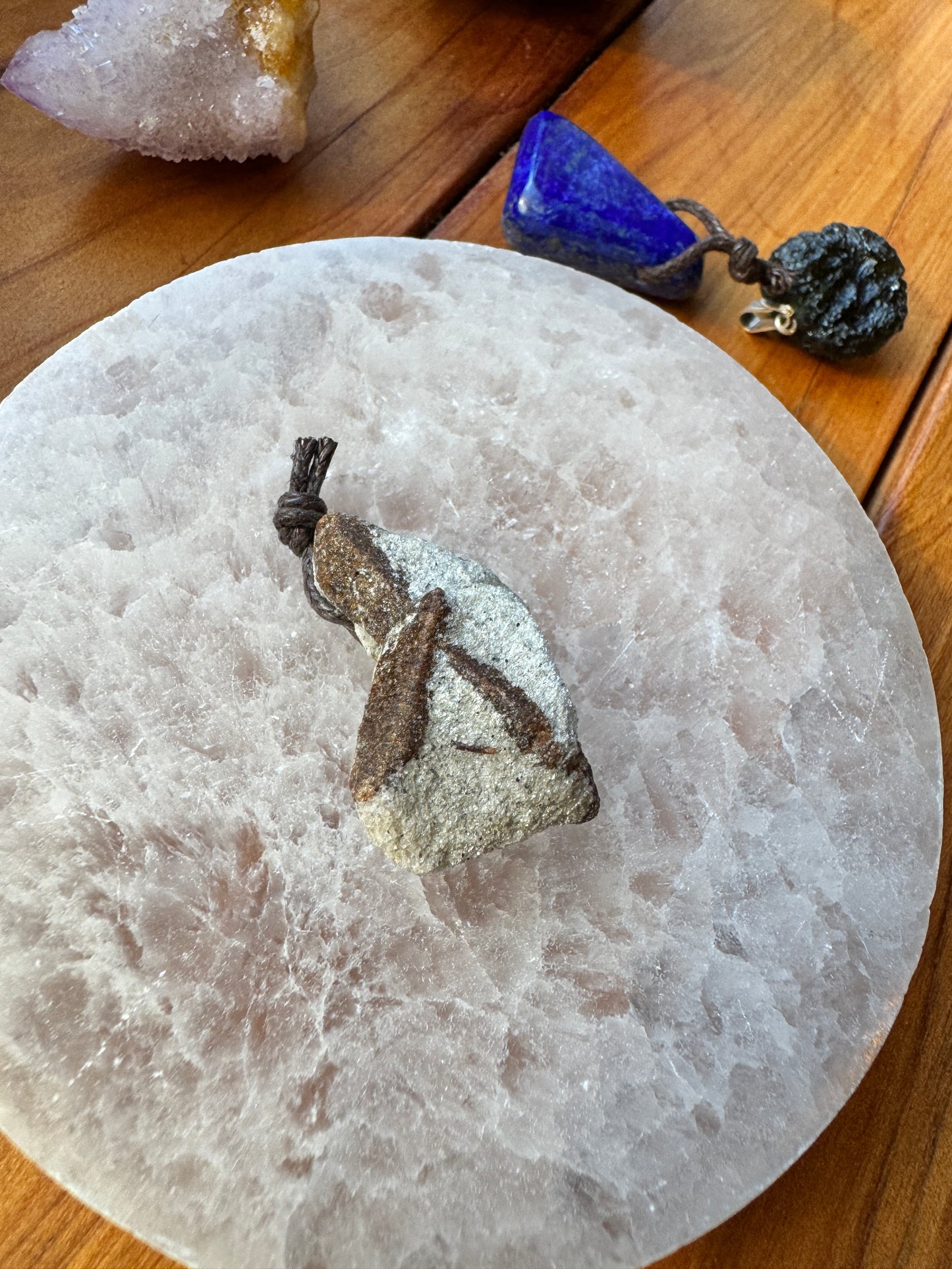 十字・ストロウライト ペンダント(staurolite pendant)