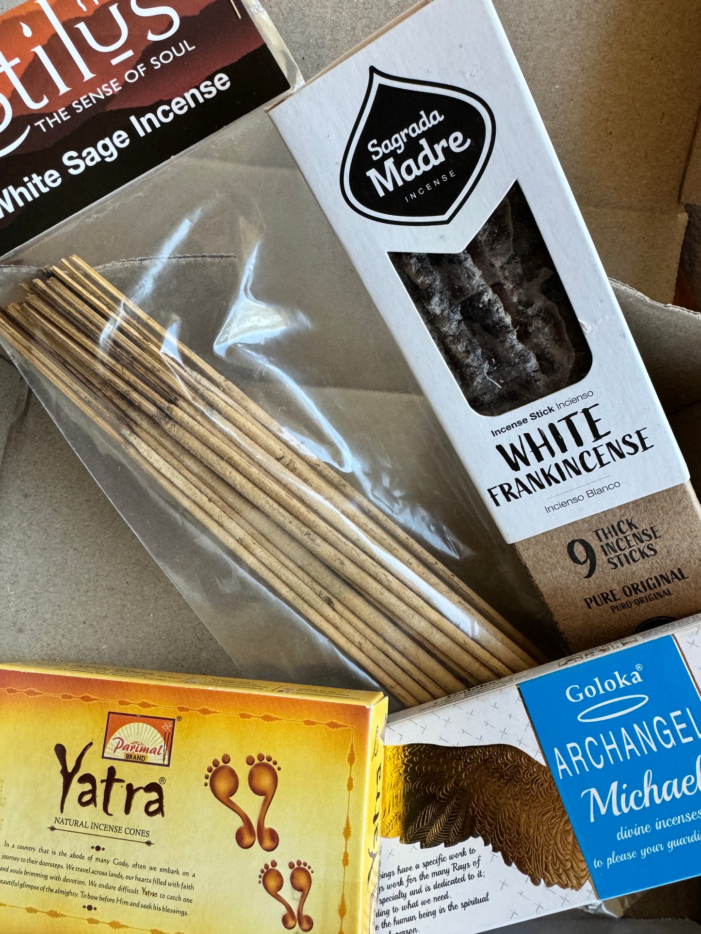 超強力インセンス4点セット(ステンドグラスステッカー付き)