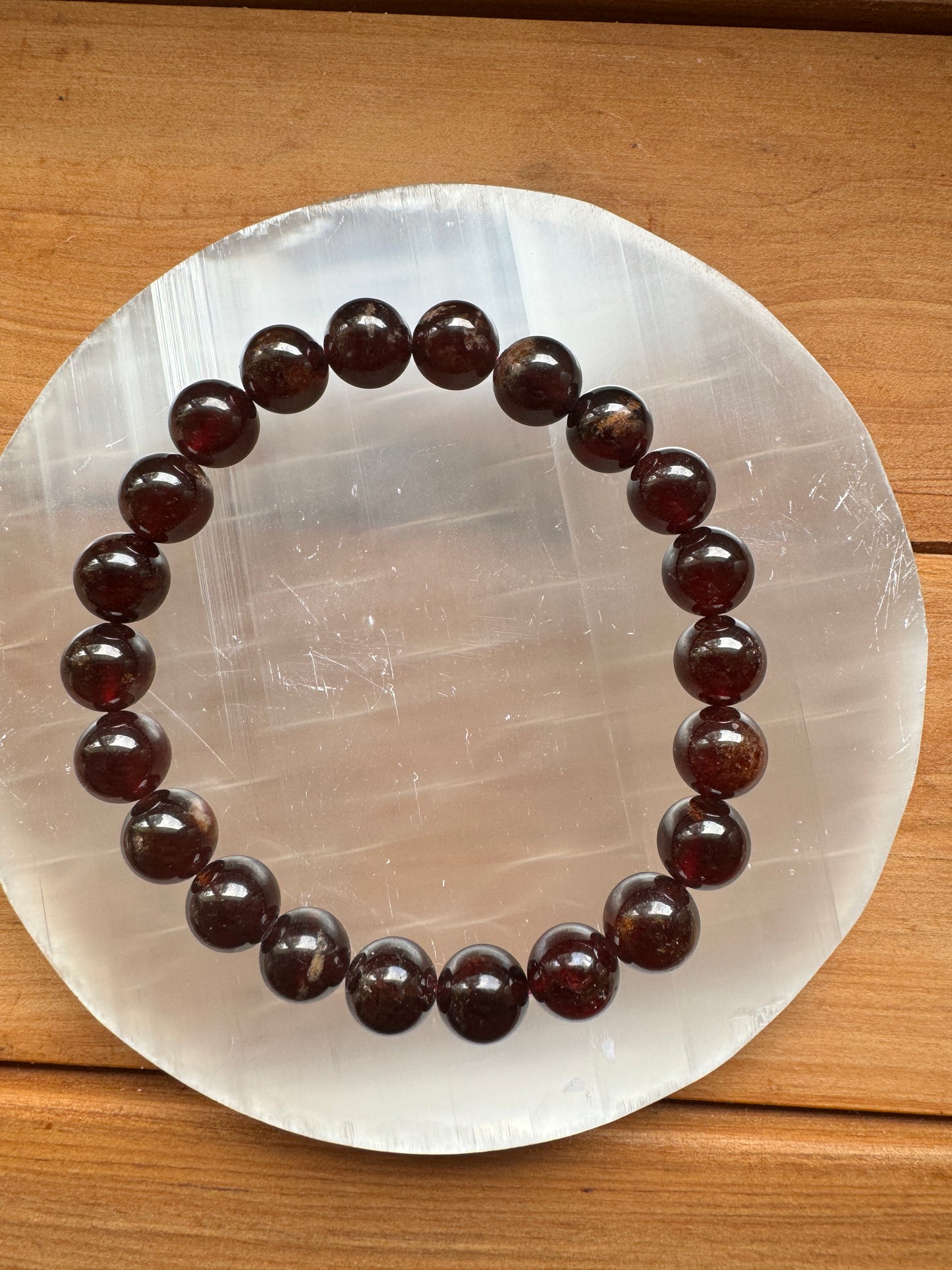 ガーネットのブレスレット