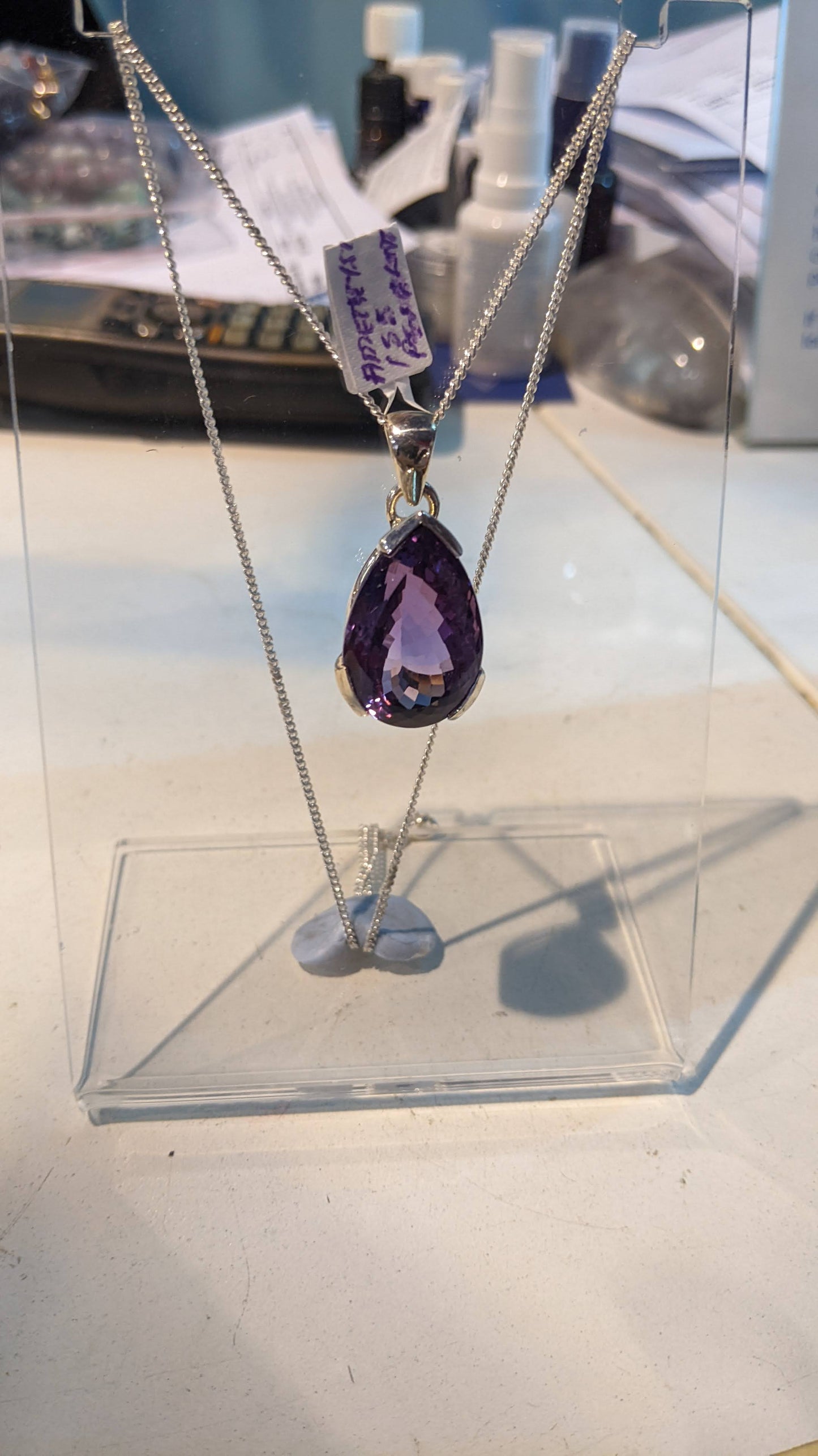 アメジスト天然石ペンダント・ヘッド(ティアドロップ型)