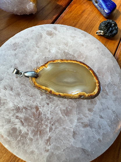ジュエルペンドアゲート ペンダント