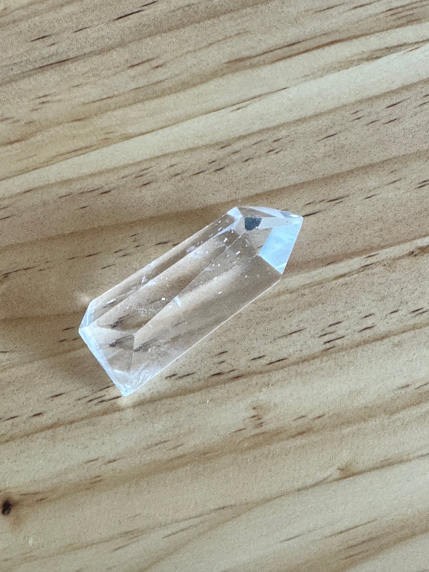 クリスタル（水晶）ボリビア産「竜の爪」
