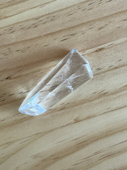 クリスタル（水晶）ボリビア産「竜の爪」