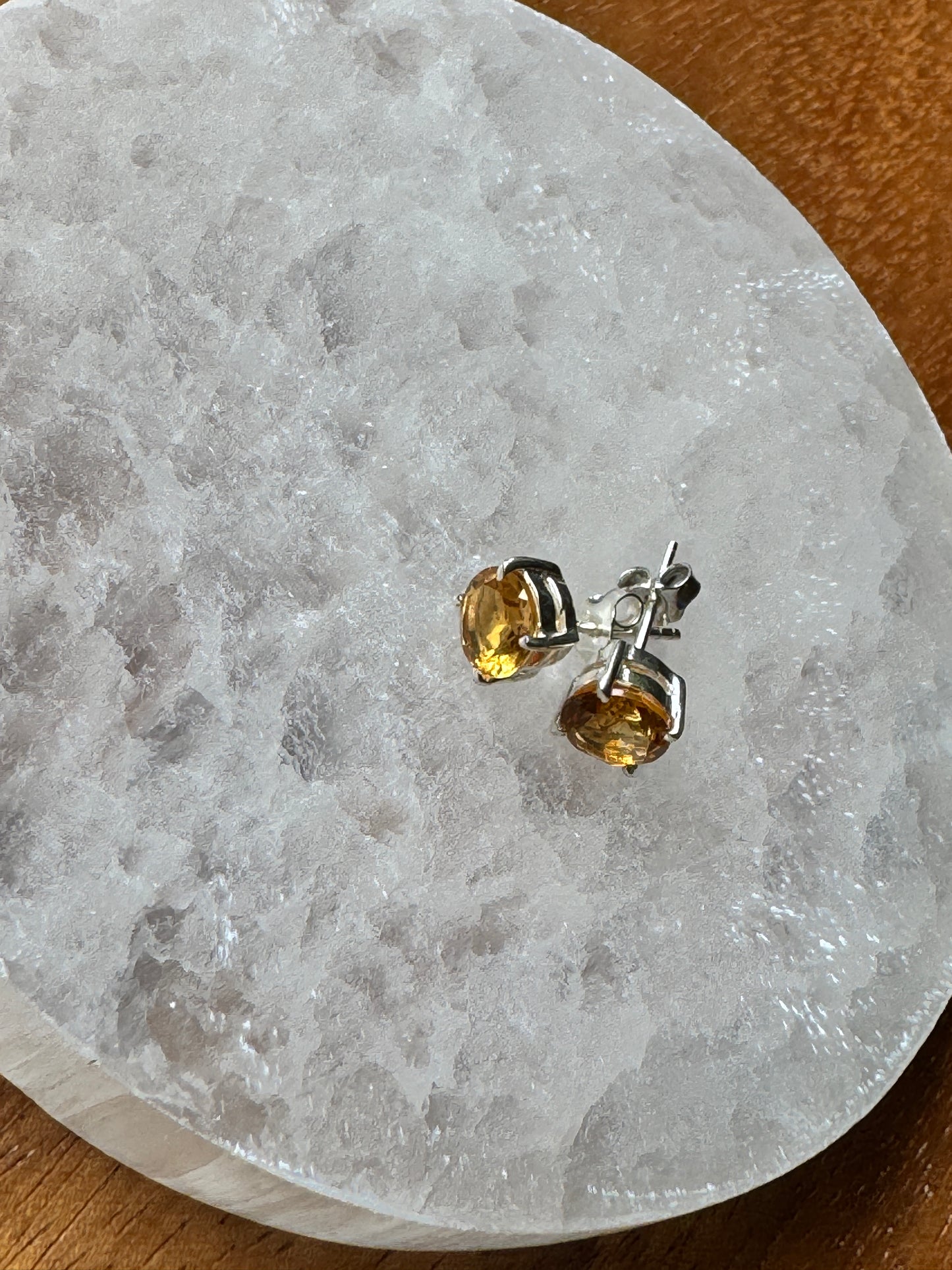 黄金の輝き！シトリン天然石・ピアス【ブルータートル】